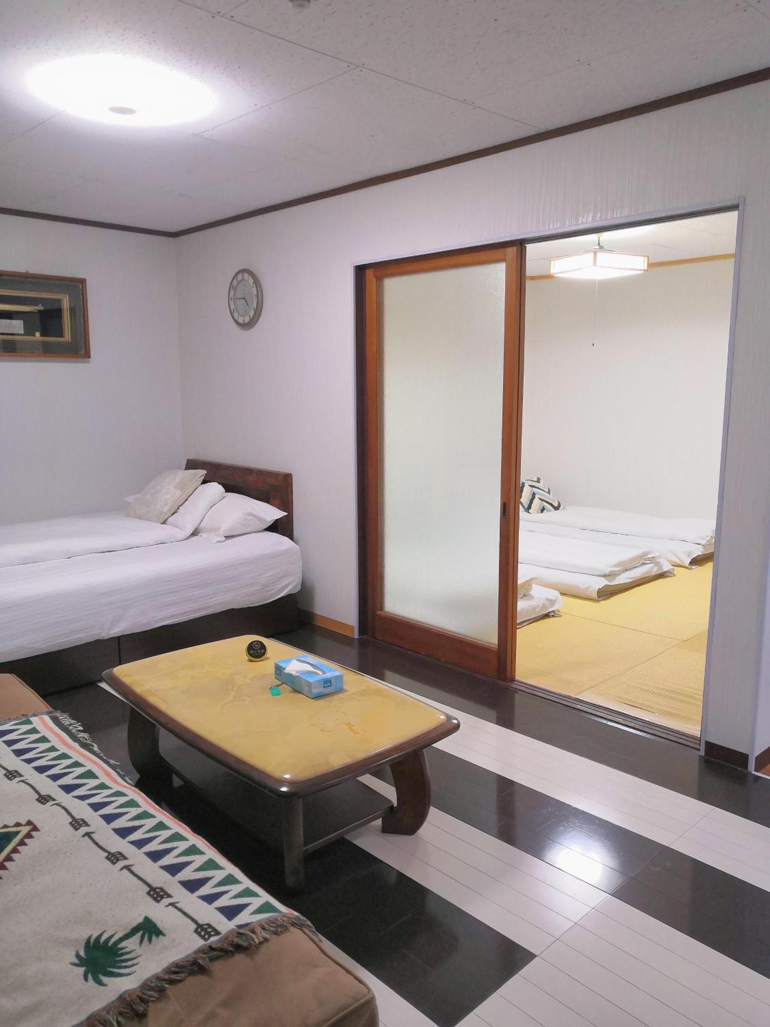 Nippori Osaka Nishi-Tengachaya Guesthouse西天下茶屋アパートメント Bagian luar foto
